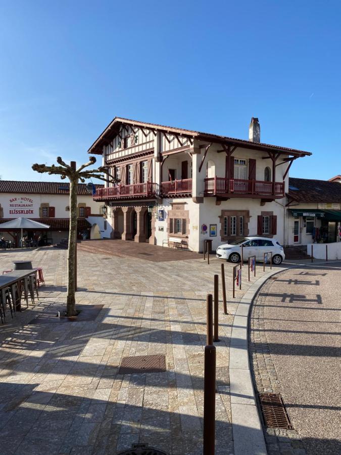 Chambre D'Hote Cosy Hiriburu Saint-Pierre-dʼIrube Kültér fotó